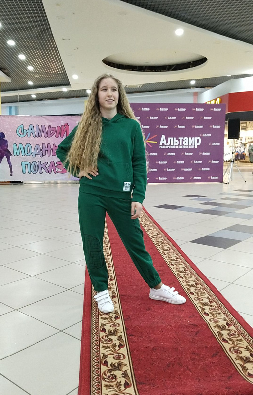Детский модный показ "Весна-лето 2023"