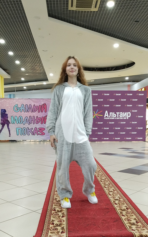 Детский модный показ "Весна-лето 2023"